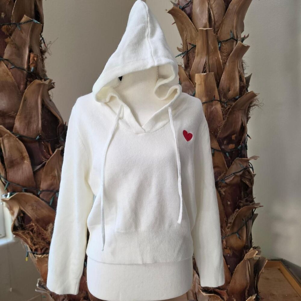 Unbranded Women's White and Cream Hoodie